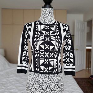 H&M Geometric Pattern Cropped Sweater